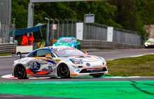 Baptme du feu anim pour Manu Guigou en GT4 European Series