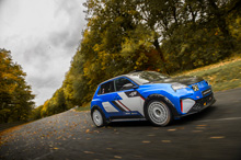 Manu Guigou au d�part du C�vennes Race Track en Alpine A290 Rallye !